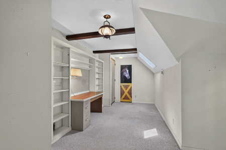 Next Photo