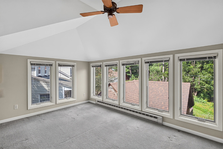 Next Photo